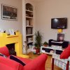 Отель Bright 2 Bedroom Dublin House With Large Garden, фото 9