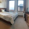 Отель Apartment Stayinn Granat in Bansko Next to Gondola Lift Perfect for 3 Guests, фото 13