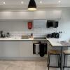 Отель Aaron Wise - Victoria House, фото 9
