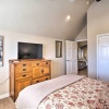 Отель Fantastic Frisco Retreat: Walk: 1 Mi to Main St!, фото 6