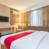 Отель Super OYO 663 Hotel Sejati, фото 4