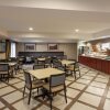 Отель Holiday Inn Express Hotel & Suites Carpinteria, фото 28