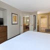 Отель Staybridge Suites Kalamazoo, an IHG Hotel, фото 48