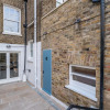 Отель JOIVY Stylish 2-Bed House W/ Private Garden In Hackney, фото 29