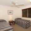 Отель Unit 9 Marcoola Shores 1 Flindersia Street Marcoola, 500 BOND, LINEN INCLUDED, фото 7