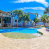 Отель Saltwater Hippie 3 Bedroom Condo by Redawning, фото 29