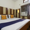 Отель SPOT ON 74723 Inderpuri Guest House, фото 2