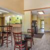 Отель Quality Inn & Suites, фото 10
