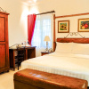 Отель Front One Boutique B21 Malang, фото 4