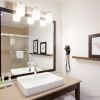 Отель Country Inn & Suites by Radisson, Chippewa Falls, WI, фото 8