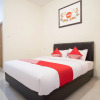 Отель Kamani Homestay Syariah by OYO Rooms, фото 19