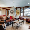 Отель Highlands Slopeside #207 3 Bedroom Condo by RedAwning, фото 11