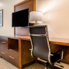 Отель Comfort Suites Columbus Airport, фото 18