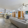 Отель NEW Modern 4BR 4 5BA w Pool Outdoor Dining, фото 7