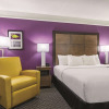 Отель La Quinta Inn & Suites by Wyndham Alexandria Airport, фото 4