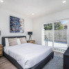 Отель Brand NEW Modern Luxury 3bdr Townhome In Silver Lake, фото 7