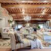 Отель Villa Hugo in Lucca With 5 Bedrooms and 6 Bathrooms, фото 40