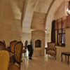 Отель Golden Cave Suites, фото 2