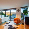 Отель Elite Holiday Homes Queenstown - 2 Houses - Lake View - Ski Drying Cabinet, фото 13