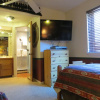 Отель Slopeside Condominiums by Crested Butte Lodging, фото 6