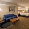 Отель Holiday Inn Express & Suites Seattle North - Lynnwood, an IHG Hotel, фото 33