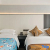 Отель Wanda Emmy Hotel（Nanxun Ancient Town Renrui Road Branch), фото 3