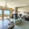 Отель Daly's Oceanfront House, фото 8