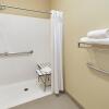 Отель Holiday Inn Express & Suites Chicago-Libertyville, фото 7