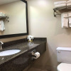 Отель Best Western Plus Cobourg Inn & Convention Centre, фото 10