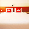 Отель ZEN Rooms Near Airport Wastukencana, фото 3