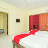 Отель Peenya Gymkhana Comforts By OYO Rooms, фото 11