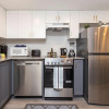 Отель Prime Location - Luxury 1BR With King Bed - Steps From Byward Market, фото 9
