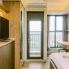 Отель Stunning And Comfortable Studio At Transpark Bintaro Apartment, фото 2