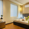 Отель Roomshala 134 Premium Rooms Saket, фото 5
