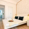 Отель GOLDEN TOUCHES - Elegant - Armeneasca Central Apt, фото 4
