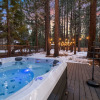 Отель Beary Cozy Retreat - Newly Remodeled With Hot Tub And Game Room In Prime Location! 3 Bedroom Cabin, фото 14