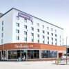 Отель Premier Inn Farnborough Town Centre в Фарнборо