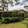Отель Spacious bungalow in Julianadorp aan Zee near the bulb fields, фото 1