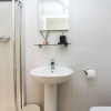 Отель Modern 3BD House Near Heathrow and Tube Station, фото 9