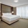 Отель Delta Hotels by Marriott Edmonton Centre Suites, фото 43