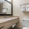 Отель Quality Inn & Suites, фото 31