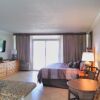 Отель Club Bamboo South - Bradenton Beach, фото 2