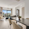 Отель Sanders Crystal 1 - Delightful 2-bdr Apt With Shared Pool, фото 14