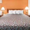Отель Days Inn by Wyndham Orangeburg South, фото 4