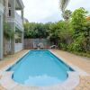 Отель Sleeps 6 in a 4plex w Pool, Only a Block to Beach, фото 17