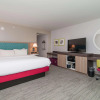 Отель Hampton Inn Norwich, фото 28