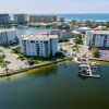 Отель Dolphin Point 701a 3 Bedroom Condo by Redawning, фото 15