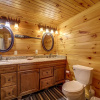 Отель 'twin Creeks Lodge' w/ Hot Tub < 1 Mi to Lake!, фото 10