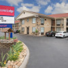 Отель Econo Lodge Sevierville-Pigeon Forge on the River, фото 1