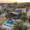 Отель Barton by Avantstay Lake Views w/ Hot Tub, Pool & Ping Pong!, фото 27